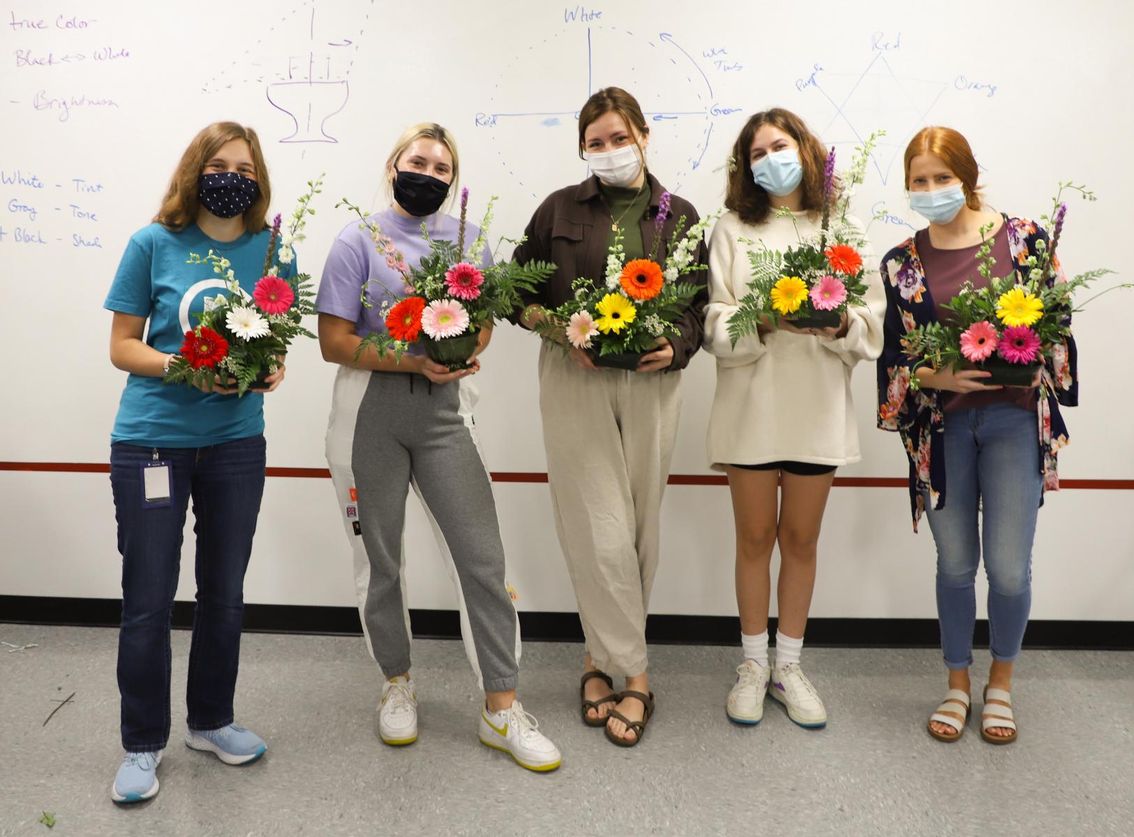 HORT 261 floral design students fall 2021