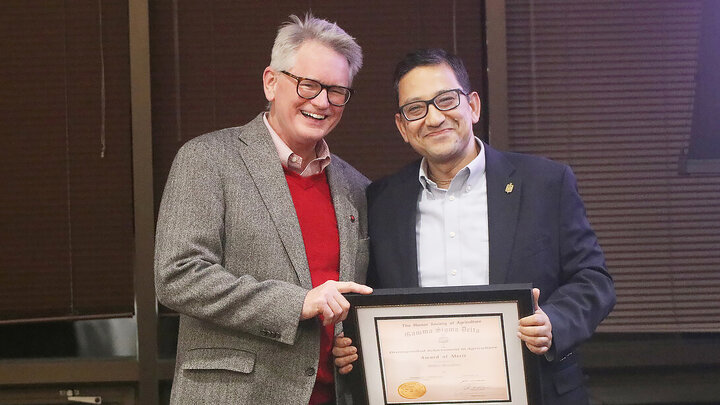 2024 Gamma Sigma Delta award presented to Bijesh Maharjan