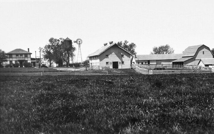 Experiment Station Farm at 70th and Adams Street