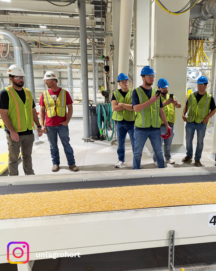 On Sept. 26, seven members of the Seed Industry Enterprises course visited the Bayer Hybrid Seed Plant near Waco, Nebraska. 
