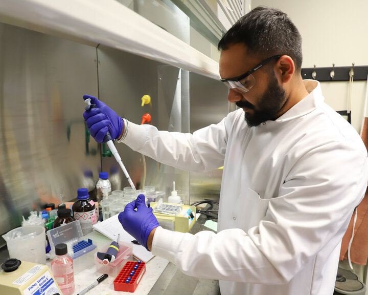 Jaspinder Singh in lab