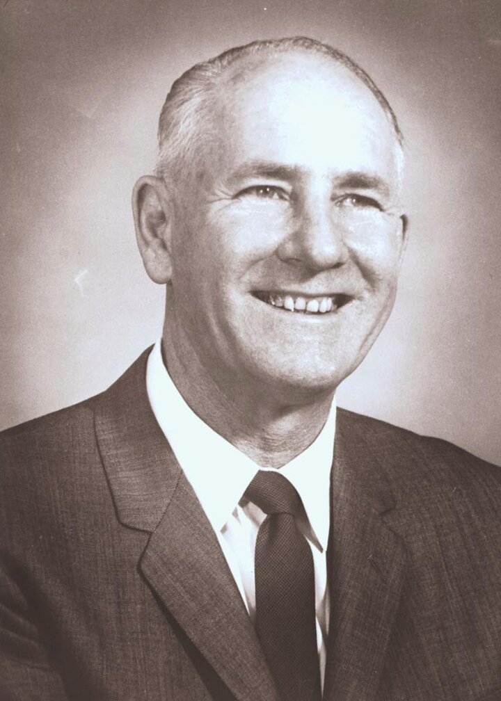 George W Beadle
